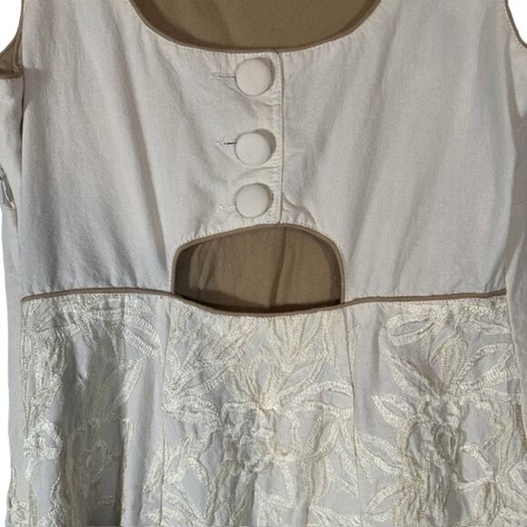 Basil & Maude Cream Sleeveless Floral Embroidered Cutout Sheath Dress Women Sz S - Picture 9 of 12